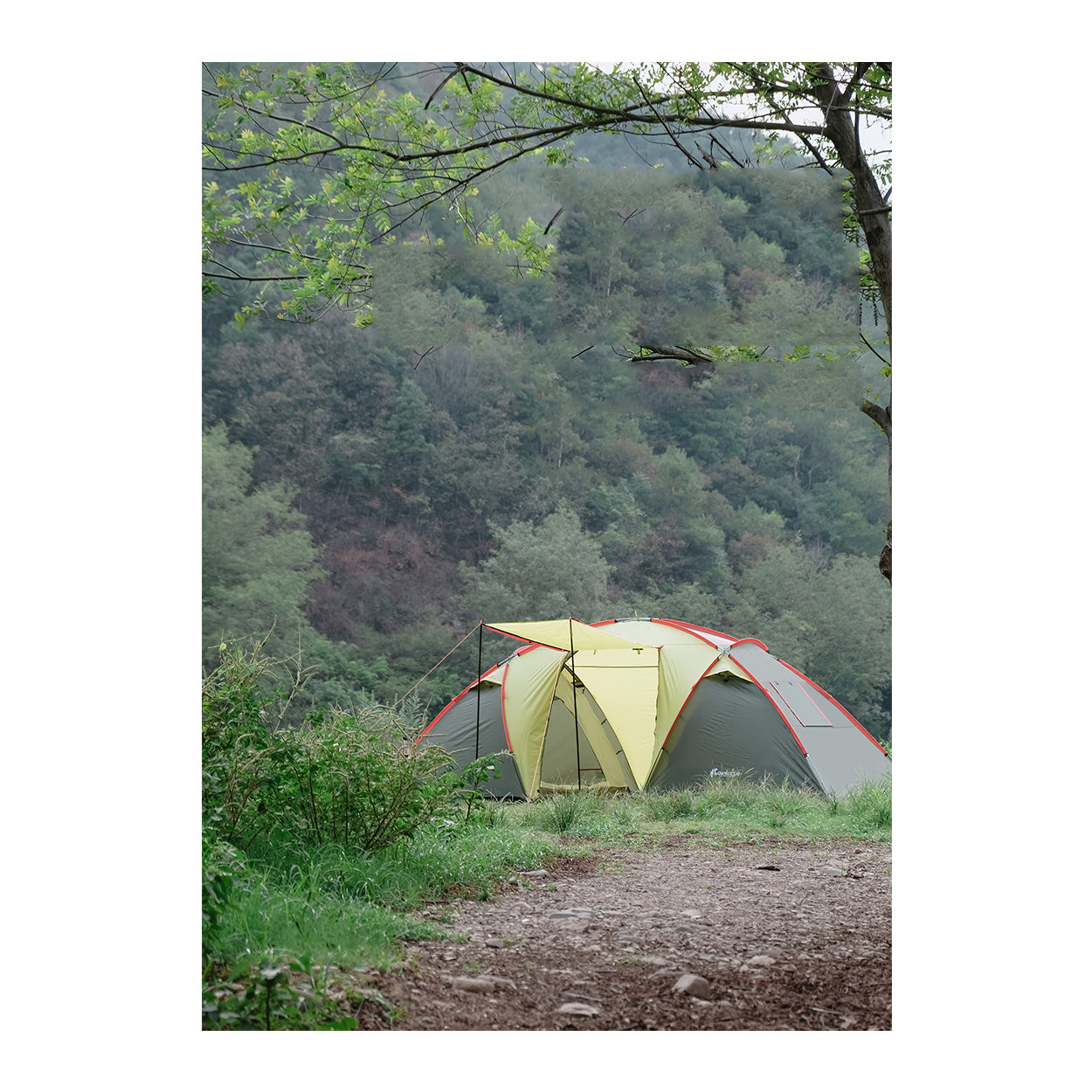 CARPA CON 2 DORMITORIOS 1 LIVING